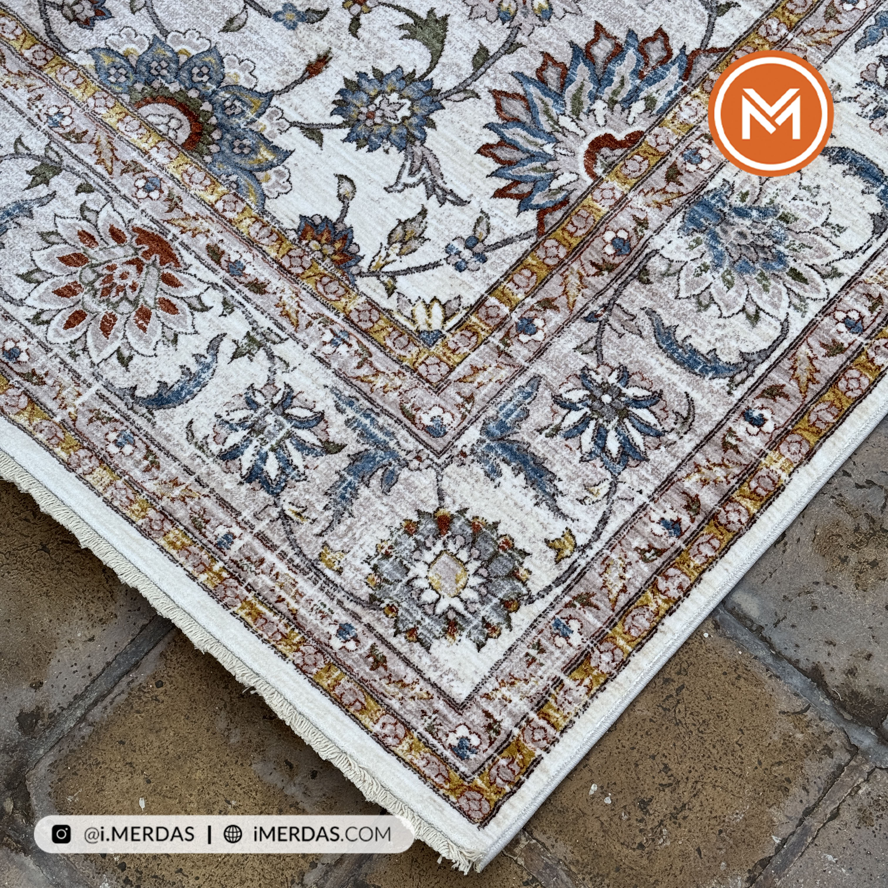 فرش وینتیج کد 76005 زمینه کرم بژ